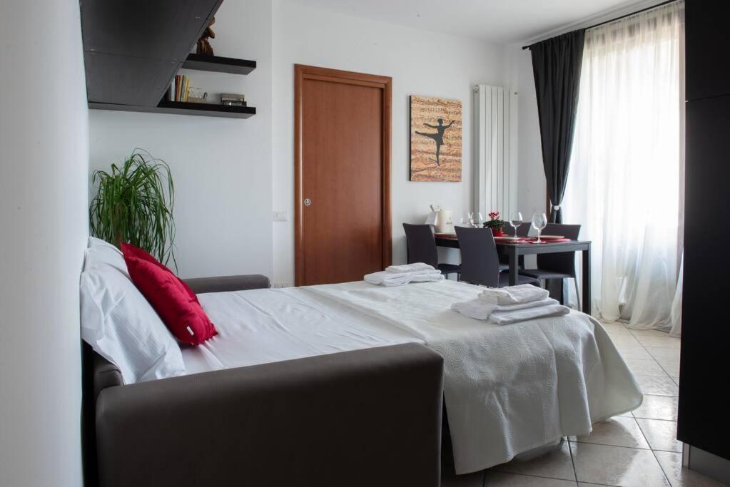 Bella Ciao Airport Apartment Seriate Exterior foto